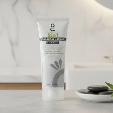 2 In 1 Charcoal And Scrub Face Wash 120ml With Vitamin B3